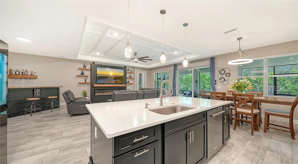 469 BANEBERRY COURT Nokomis, FL 34275