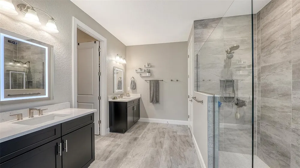 469 BANEBERRY COURT Nokomis, FL 34275