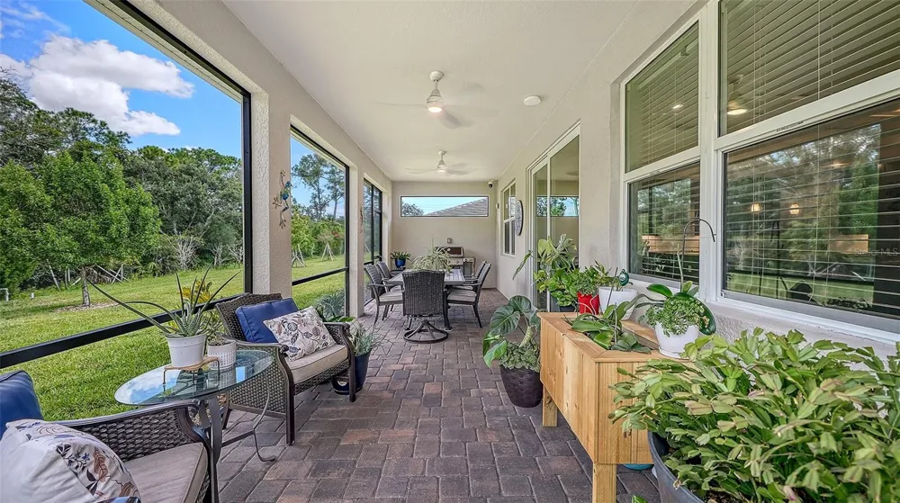 469 BANEBERRY COURT Nokomis, FL 34275