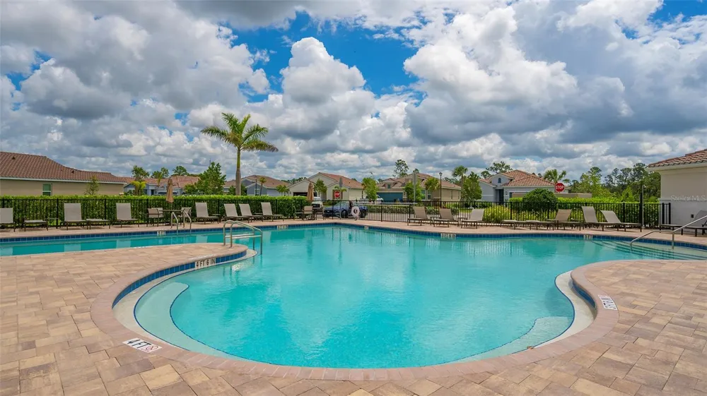 469 BANEBERRY COURT Nokomis, FL 34275