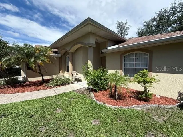 3225 HART WAY Sarasota, FL 34232