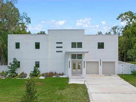 1320 ORCHID AVENUE
