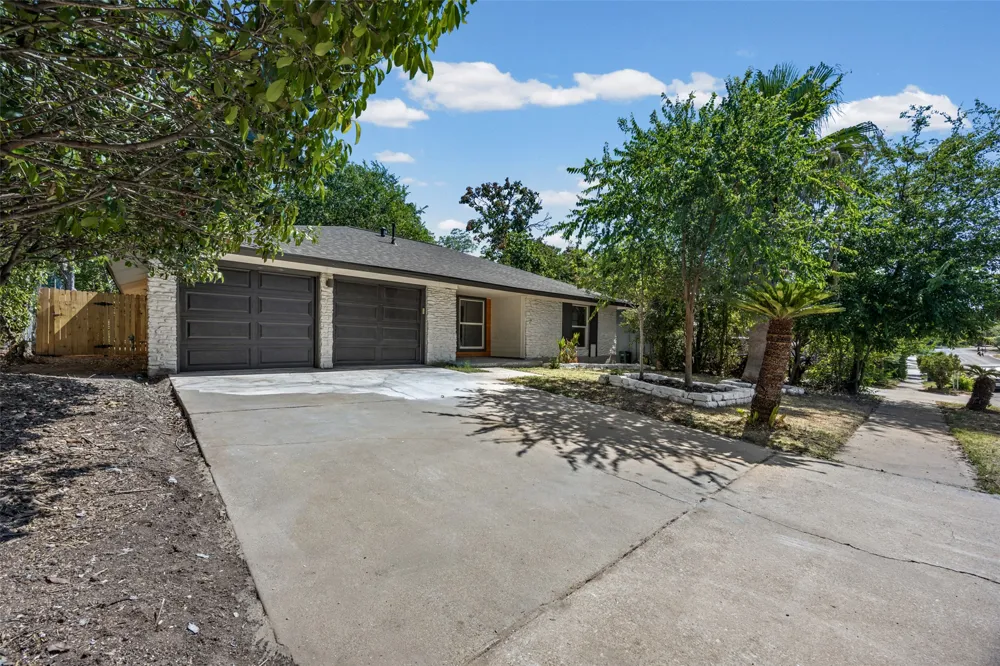 9847 Childress Drive Austin, TX 78753