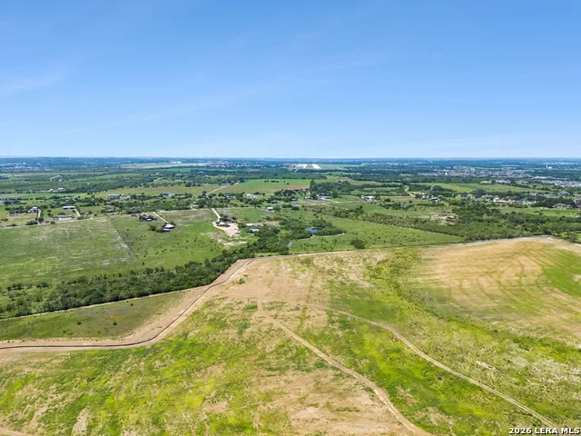 6580 Pfeil Road Schertz, TX 78154
