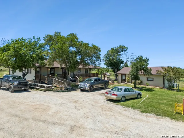 6580 Pfeil Road Schertz, TX 78154