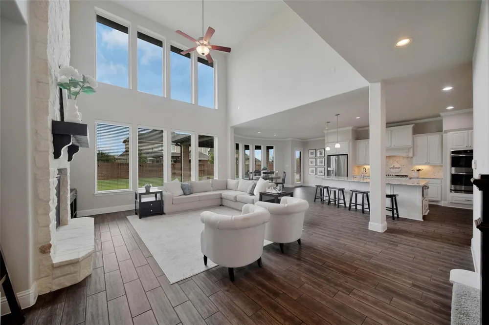 28002 Kendalia Cloud Court Fulshear, TX 77441