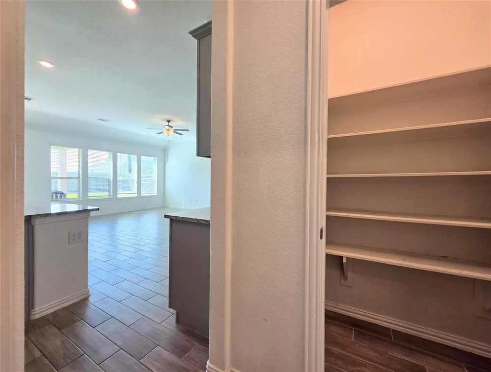 4826 Albany Ridge Lane Rosharon, TX 77583