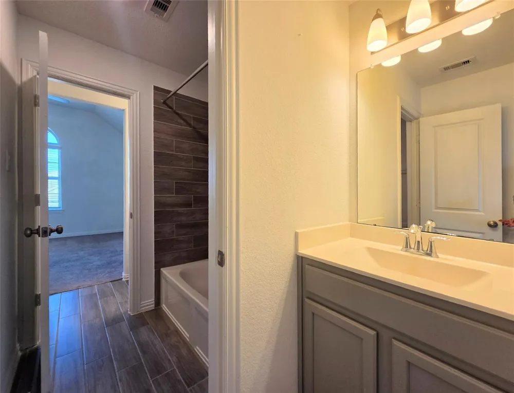4826 Albany Ridge Lane Rosharon, TX 77583