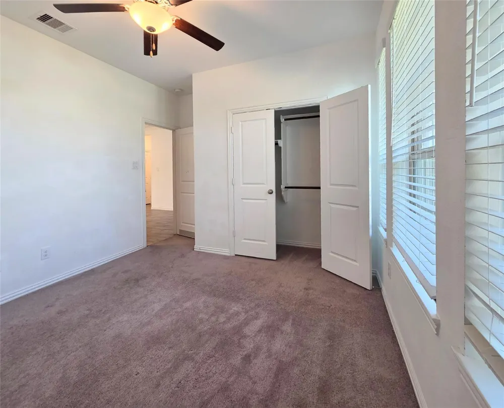 4826 Albany Ridge Lane Rosharon, TX 77583