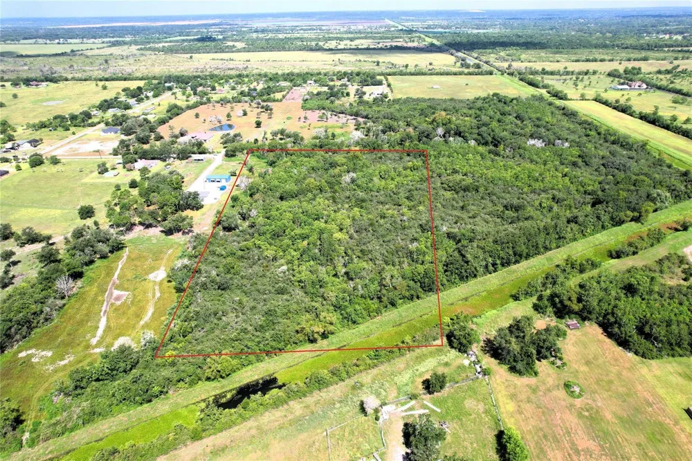 Gibbs Santa Fe, TX 77510