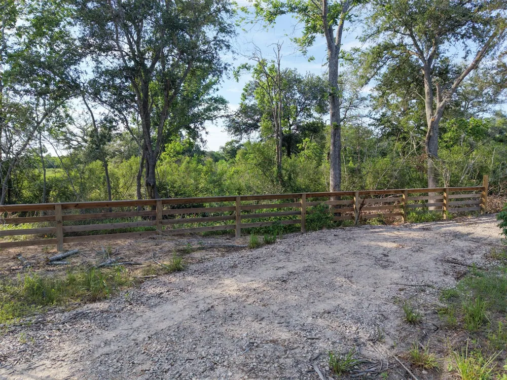 Gibbs Santa Fe, TX 77510