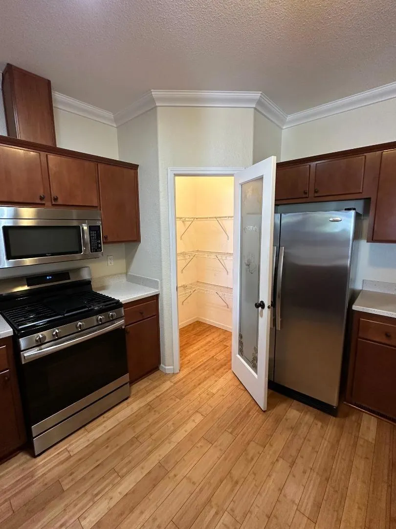 800 Brommer Street #18 Santa Cruz, CA 95062