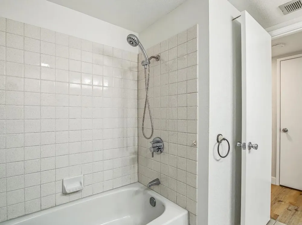 18 Kenbrook Circle San Jose, CA 95111