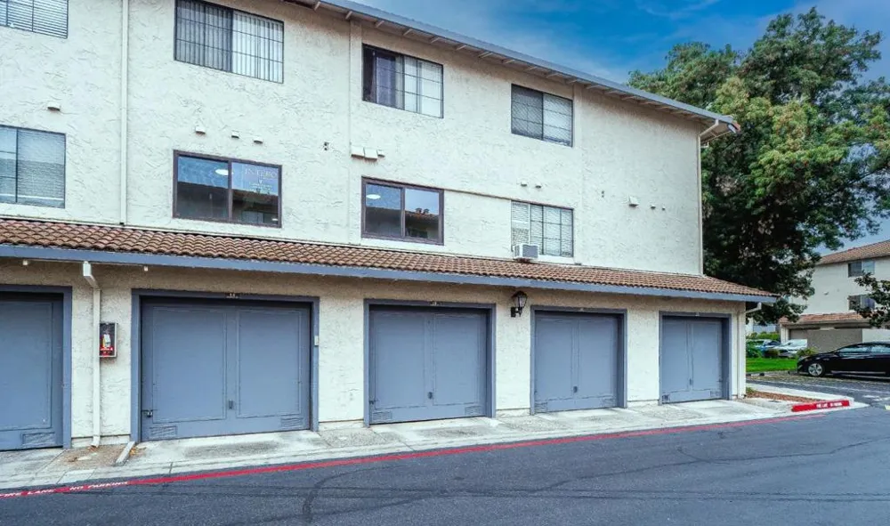 18 Kenbrook Circle San Jose, CA 95111