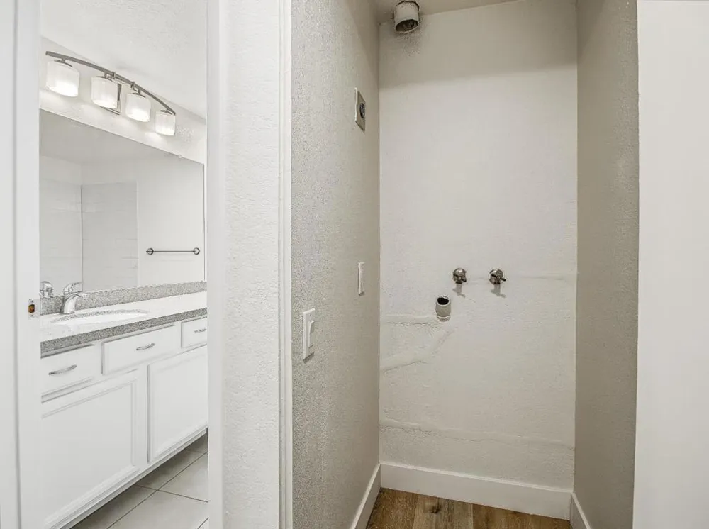 18 Kenbrook Circle San Jose, CA 95111