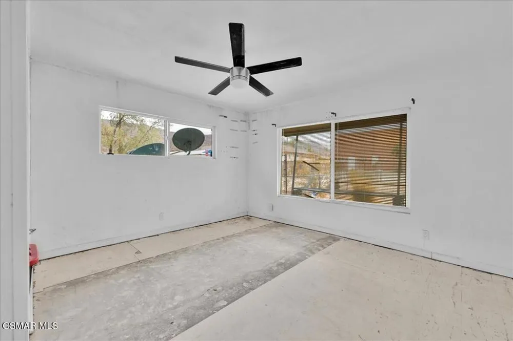 6877 Pine Avenue 29 Palms, CA 92277