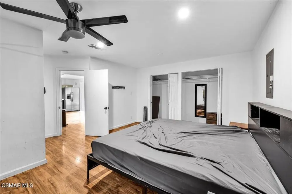 6877 Pine Avenue 29 Palms, CA 92277