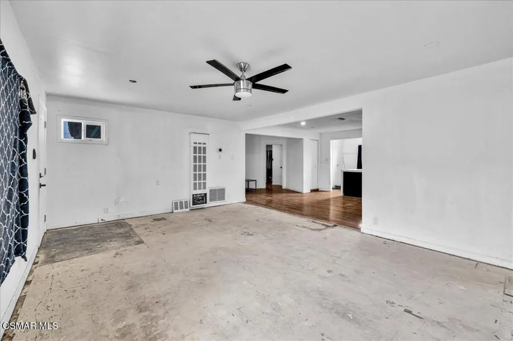 6877 Pine Avenue 29 Palms, CA 92277