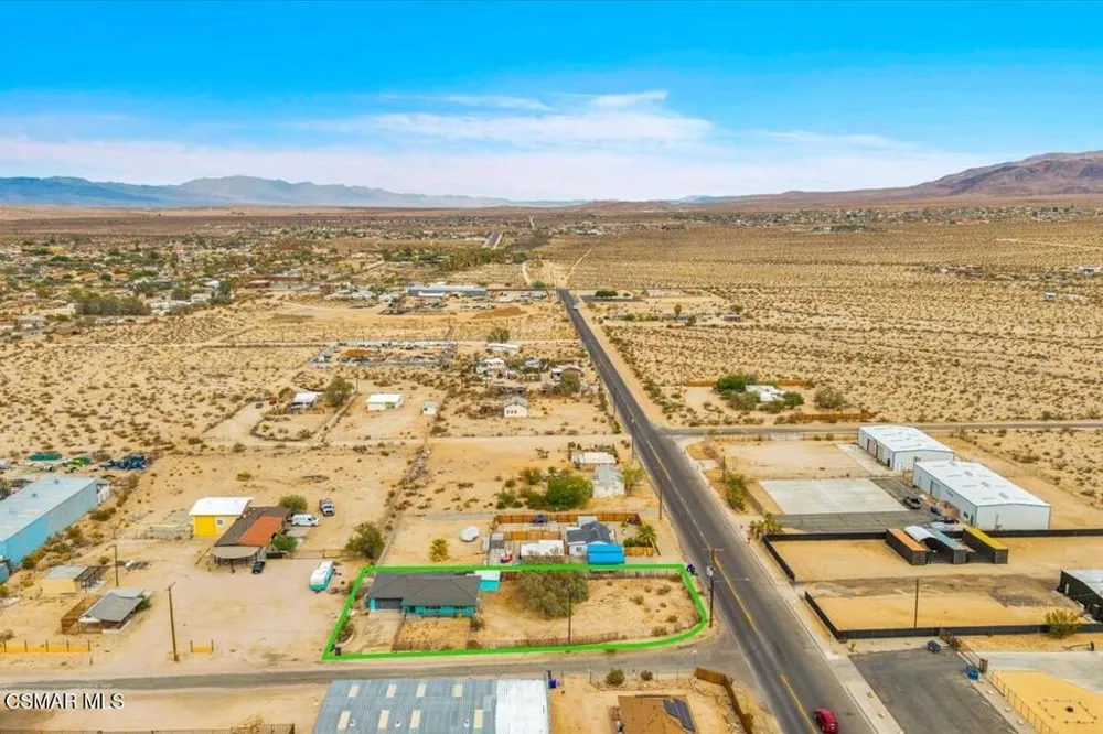 6877 Pine Avenue 29 Palms, CA 92277