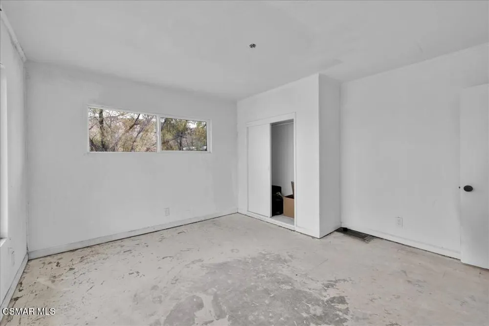 6877 Pine Avenue 29 Palms, CA 92277