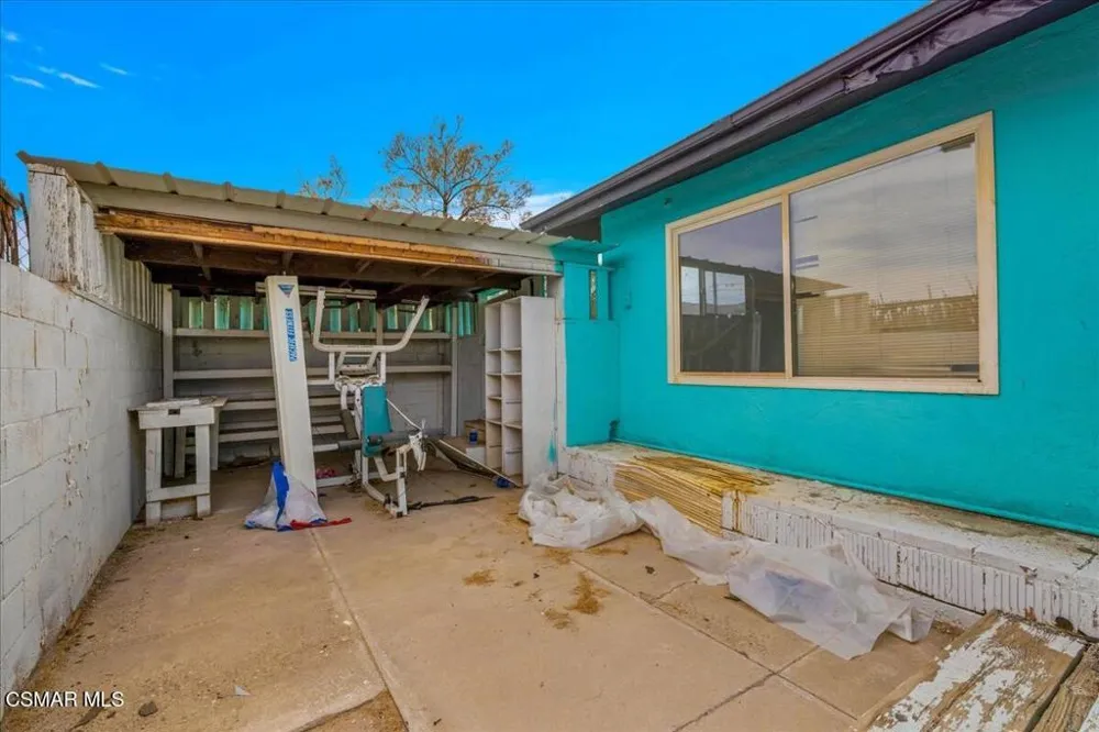 6877 Pine Avenue 29 Palms, CA 92277