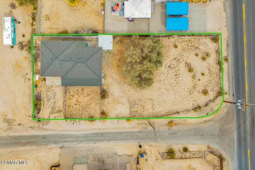 6877 Pine Avenue 29 Palms, CA 92277