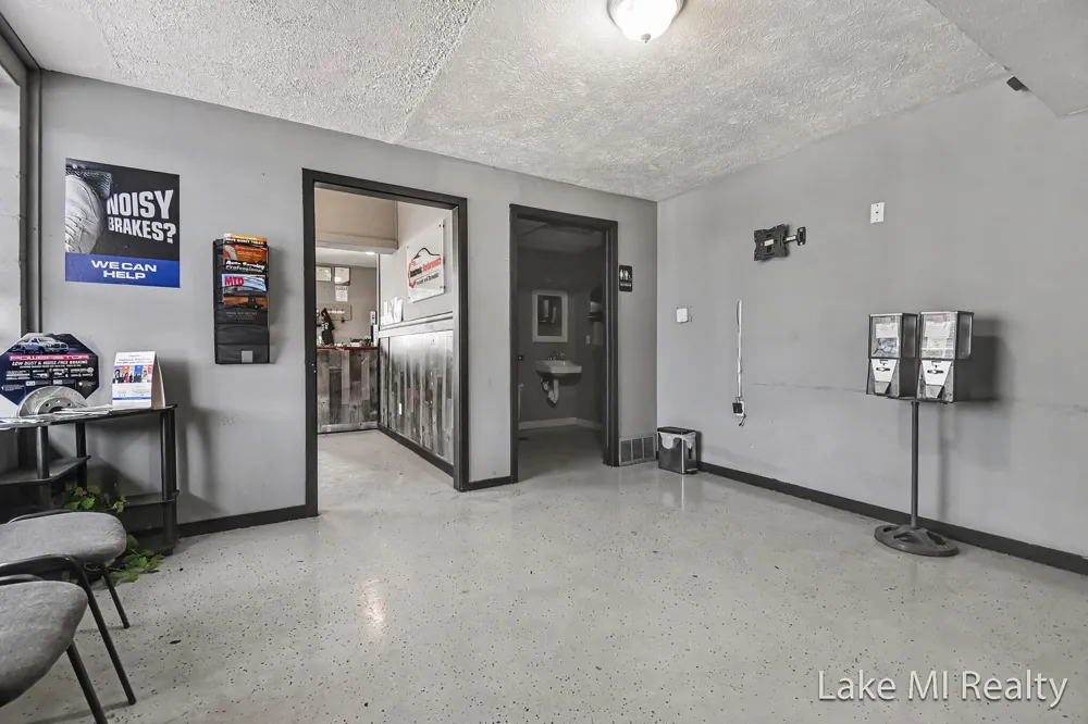 3364 Division Avenue S Wyoming, MI 49548