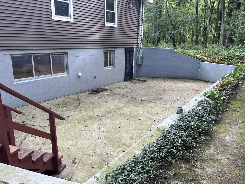 12537 S Wolcott Sawyer, MI 49125