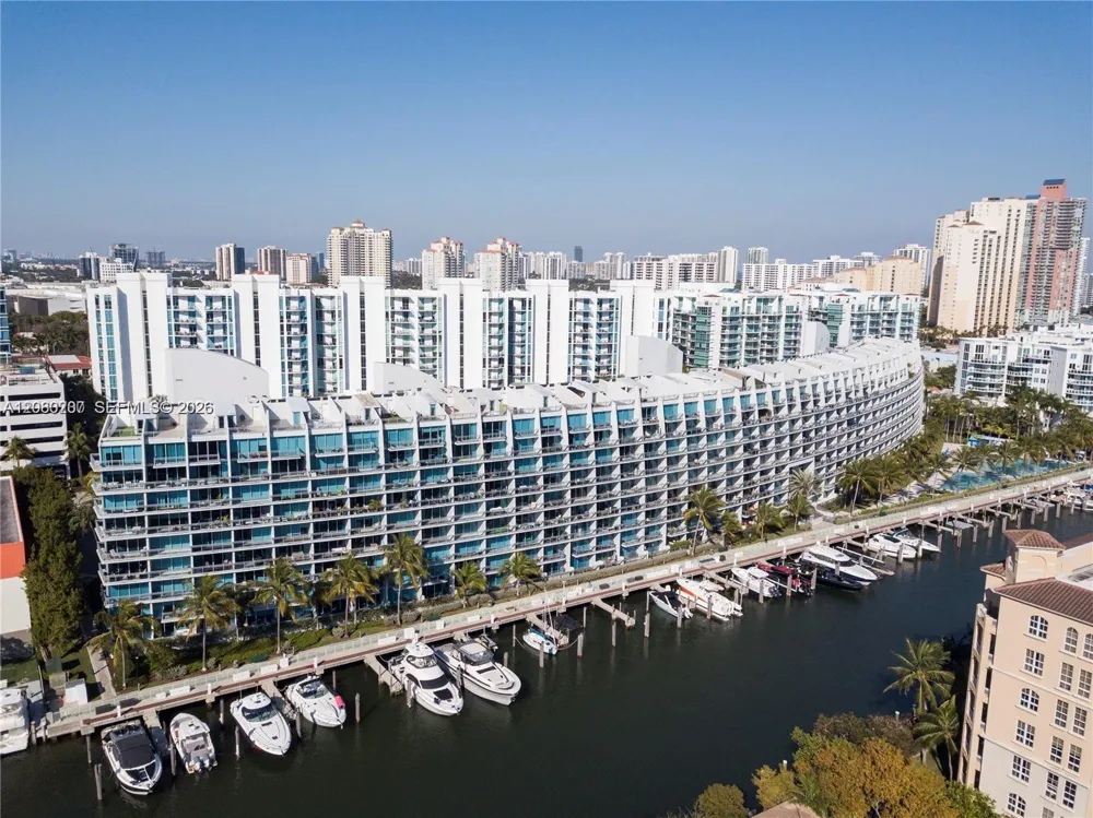 2950 NE 188th St #247 Aventura, FL 33180