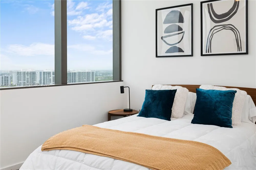 2000 S Ocean Dr #31B Hallandale Beach, FL 33009