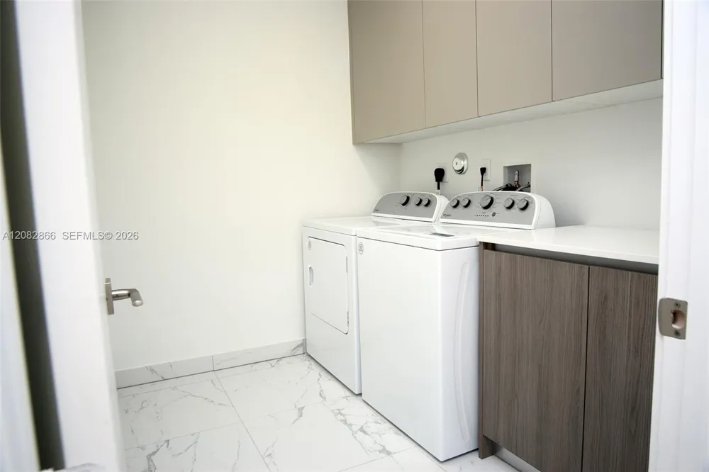 4218 NE 7th Terrace #4 Oakland Park, FL 33334