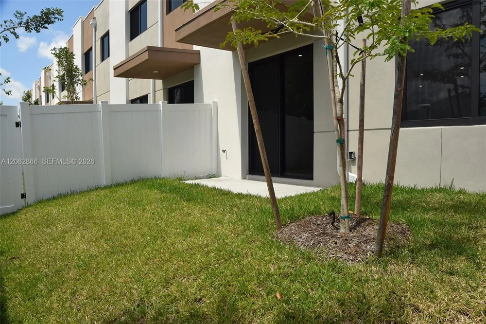 4218 NE 7th Terrace #4 Oakland Park, FL 33334