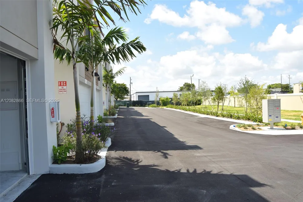 4218 NE 7th Terrace #4 Oakland Park, FL 33334