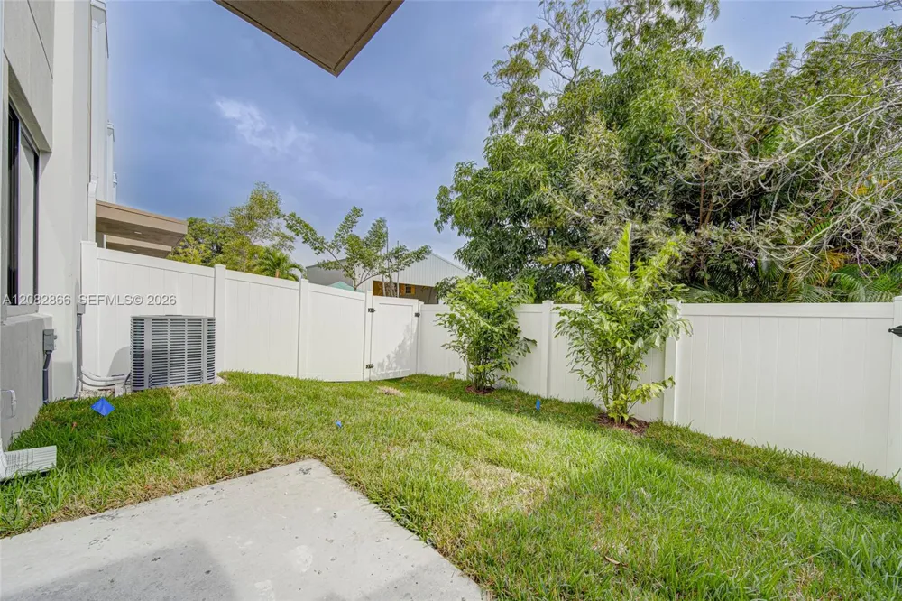 4218 NE 7th Terrace #4 Oakland Park, FL 33334