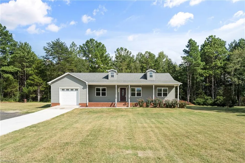 6131 Old Salisbury Road Linwood, NC 27299