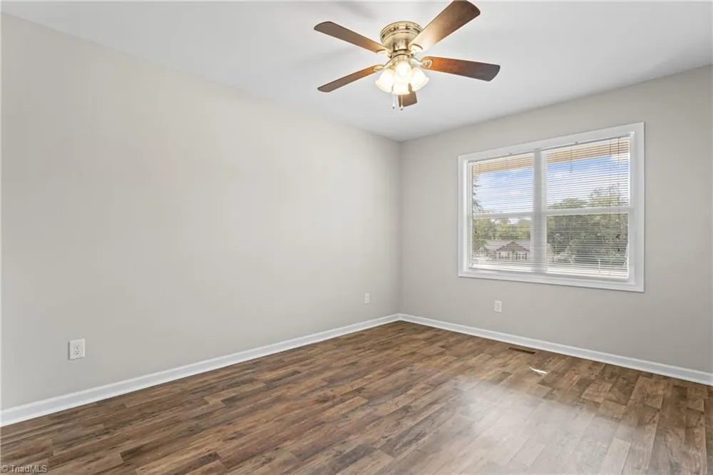6131 Old Salisbury Road Linwood, NC 27299