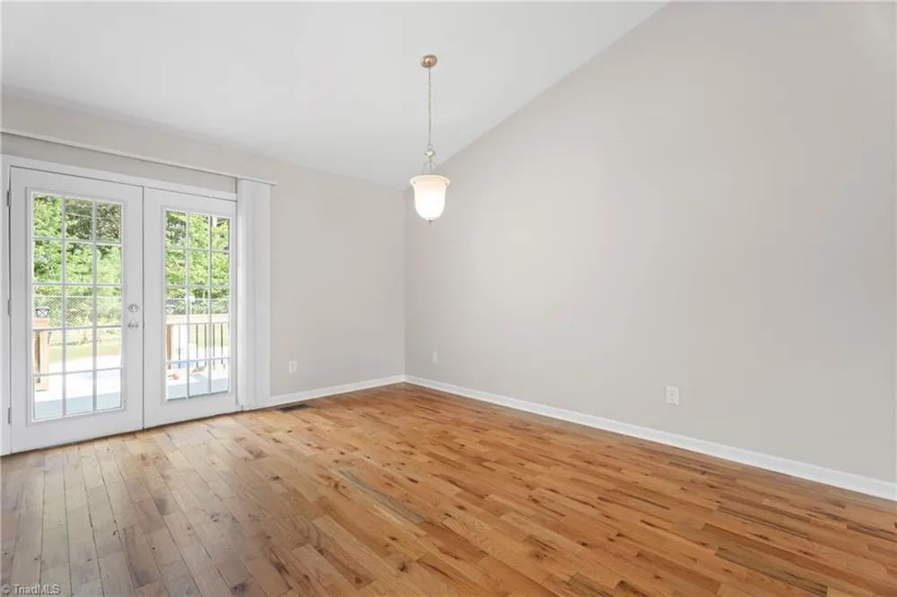 6131 Old Salisbury Road Linwood, NC 27299