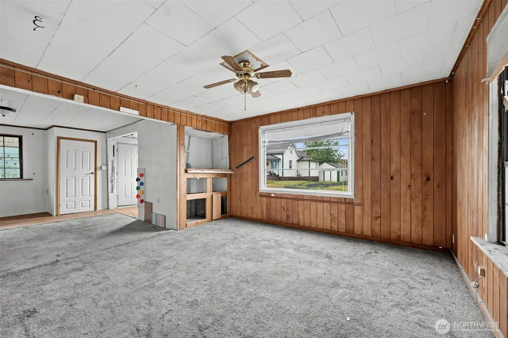 842 NW New York Avenue Chehalis, WA 98532