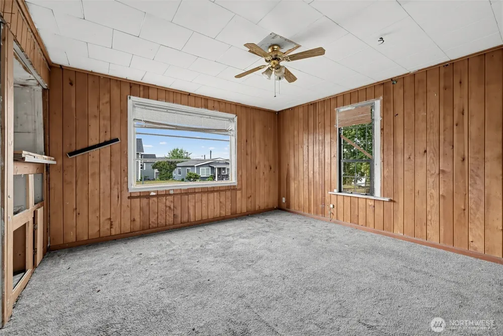842 NW New York Avenue Chehalis, WA 98532