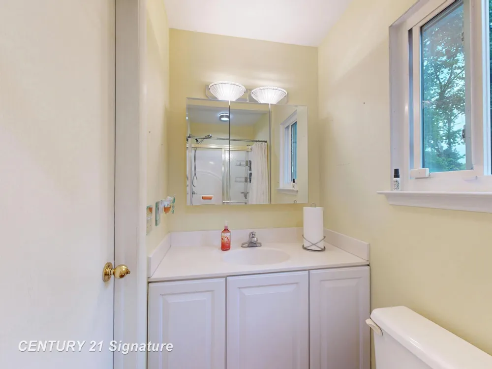 5240 Wishing Well Drive Grand Blanc Charter Township, MI 48439