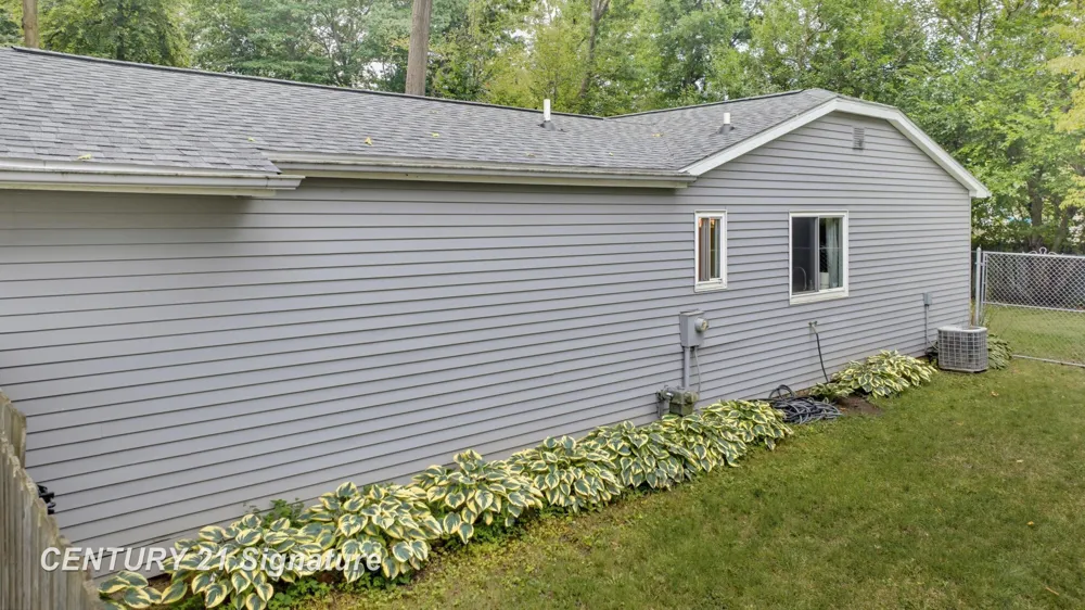 5240 Wishing Well Drive Grand Blanc Charter Township, MI 48439