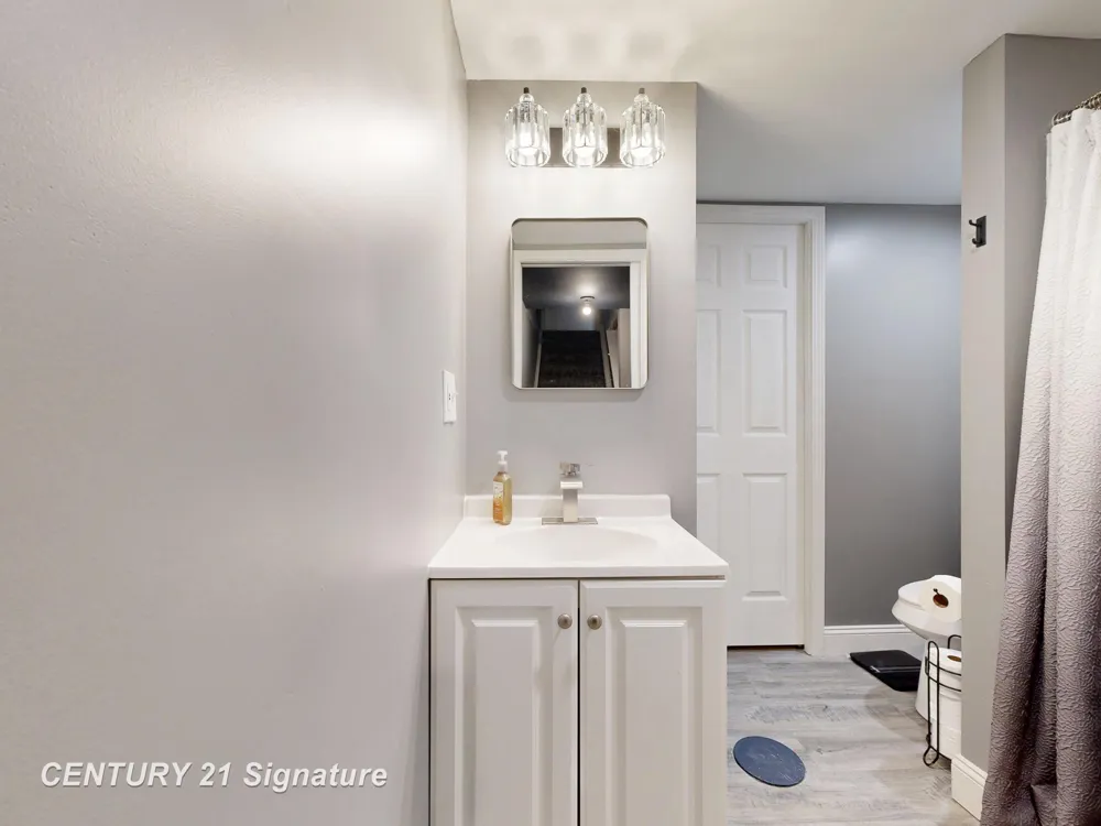 5240 Wishing Well Drive Grand Blanc Charter Township, MI 48439