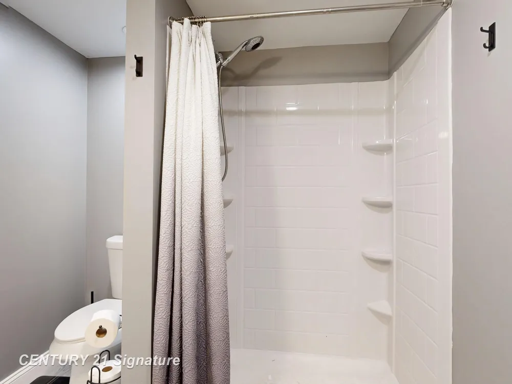 5240 Wishing Well Drive Grand Blanc Charter Township, MI 48439