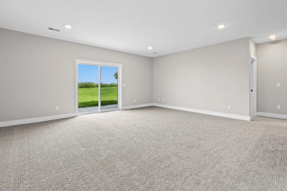 2844 W Crown Drive Garfield Charter Township, MI 49685