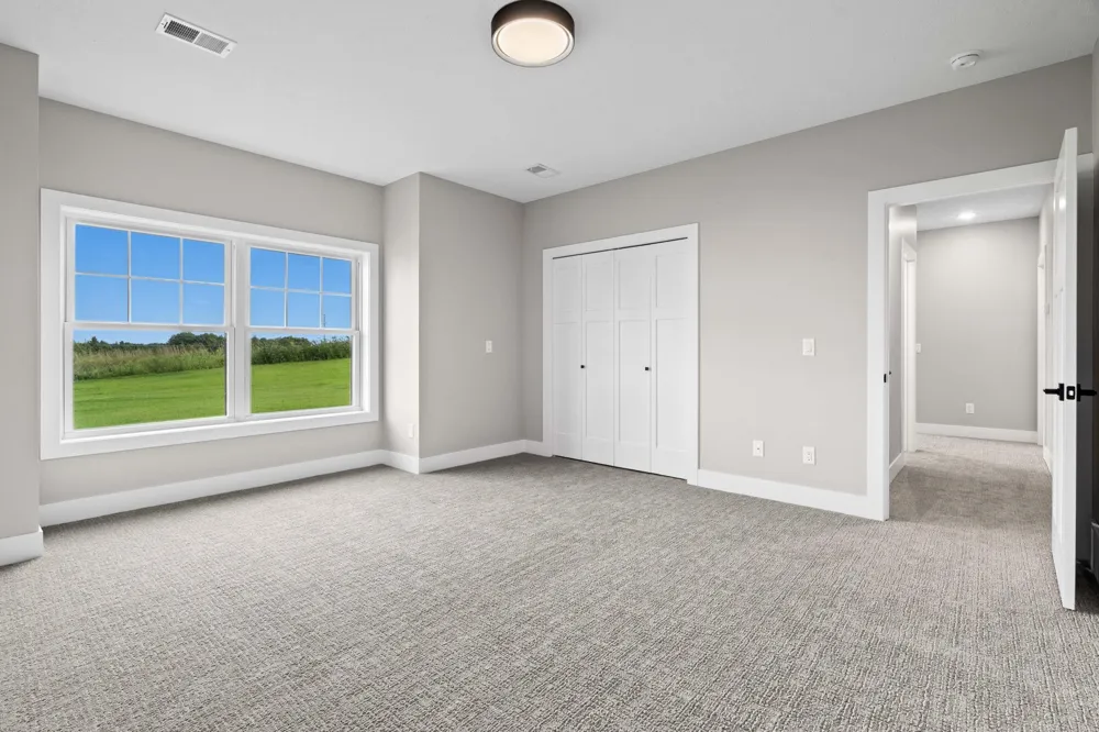 2844 W Crown Drive Garfield Charter Township, MI 49685