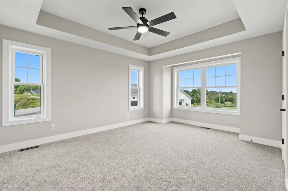 2844 W Crown Drive Garfield Charter Township, MI 49685