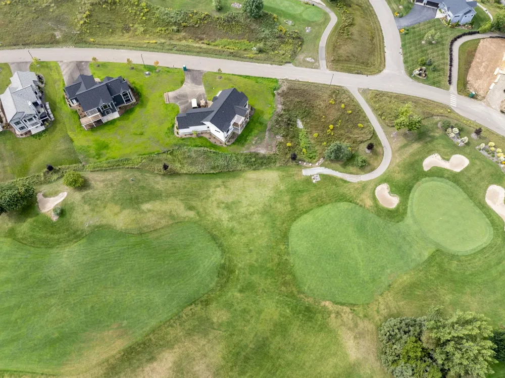 2844 W Crown Drive Garfield Charter Township, MI 49685