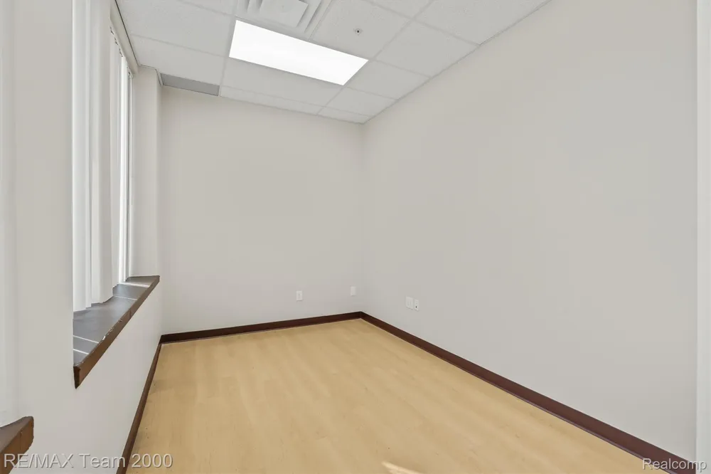 13530 Michigan Avenue #242 Dearborn City, MI 48126