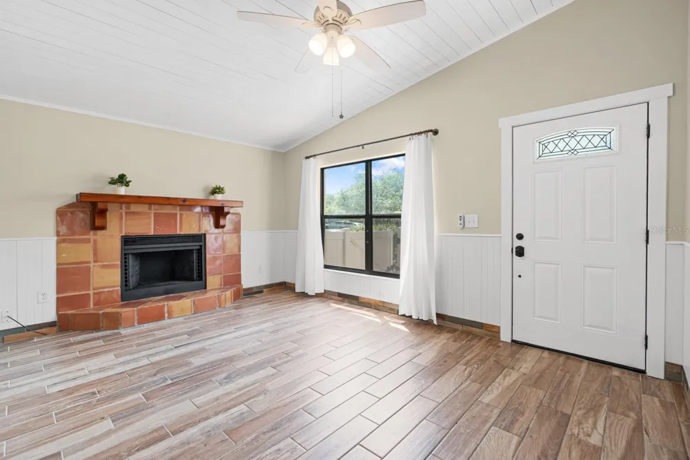 1205 MOHRLAKE DRIVE Brandon, FL 33511
