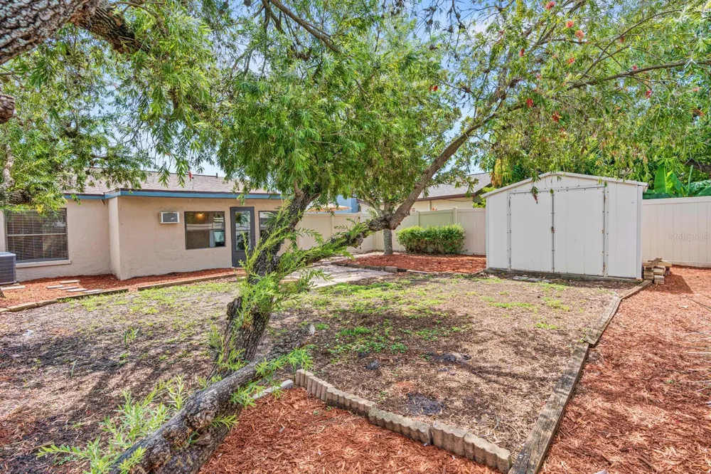 1205 MOHRLAKE DRIVE Brandon, FL 33511